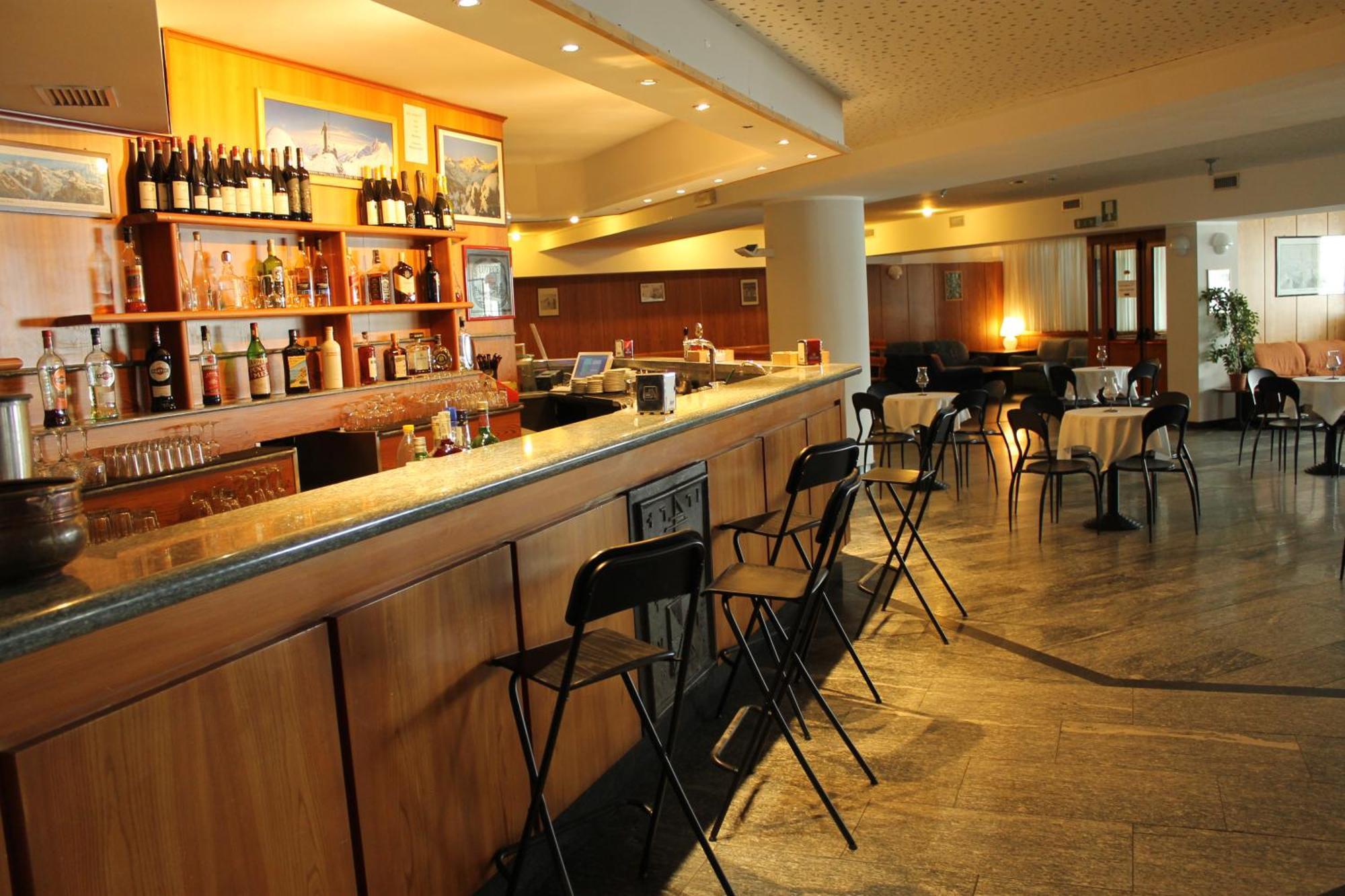 La Trinite Monboso Hotel 格雷索拉特里尼泰 外观 照片