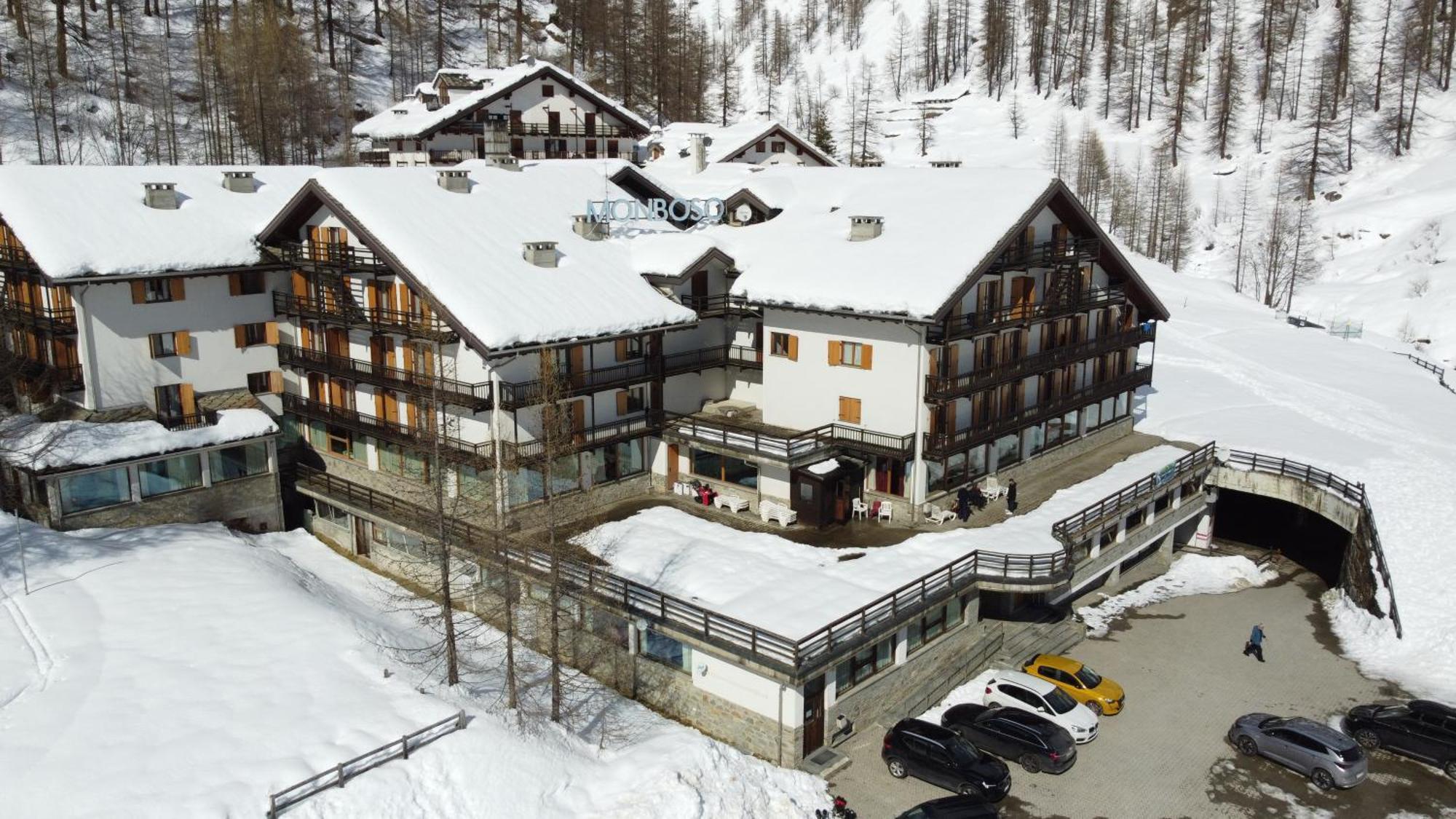La Trinite Monboso Hotel 格雷索拉特里尼泰 外观 照片