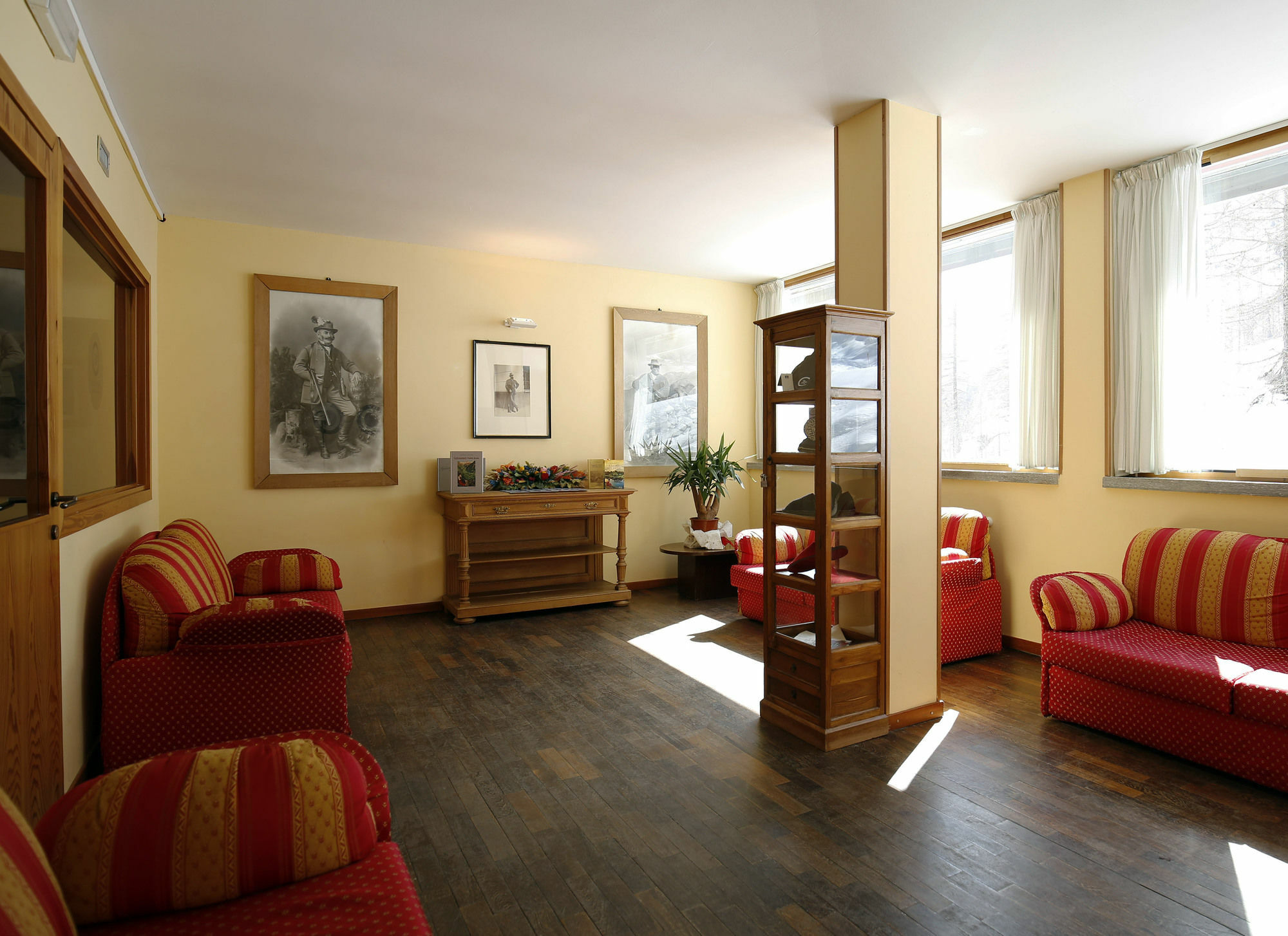La Trinite Monboso Hotel 格雷索拉特里尼泰 外观 照片